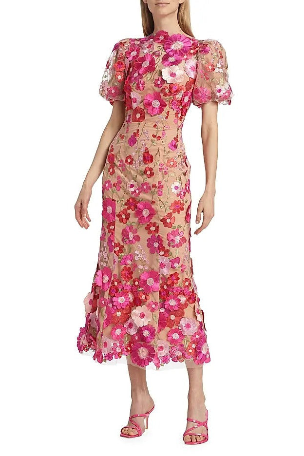 Vestido Midi Sirena Rojo de Malla Bordada Floral