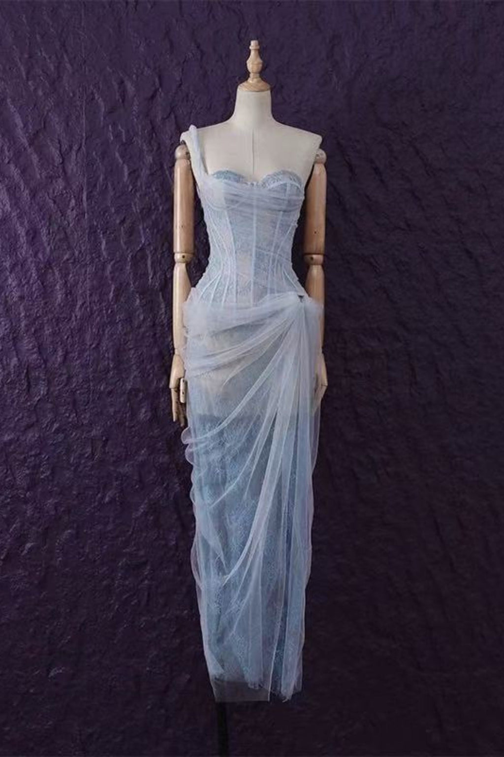 Vestido Midi Asimétrico de Malla Fruncida