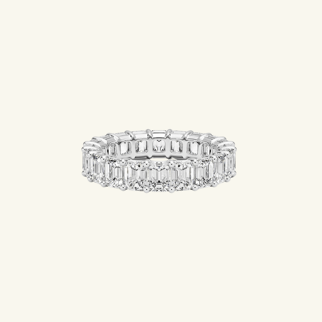 Anillo Alianza Talla Esmeralda de Moissanita 6ct
