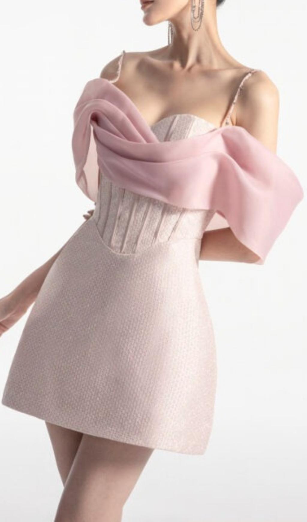 Vestido Mini Rosa de Tirantes Cruzados