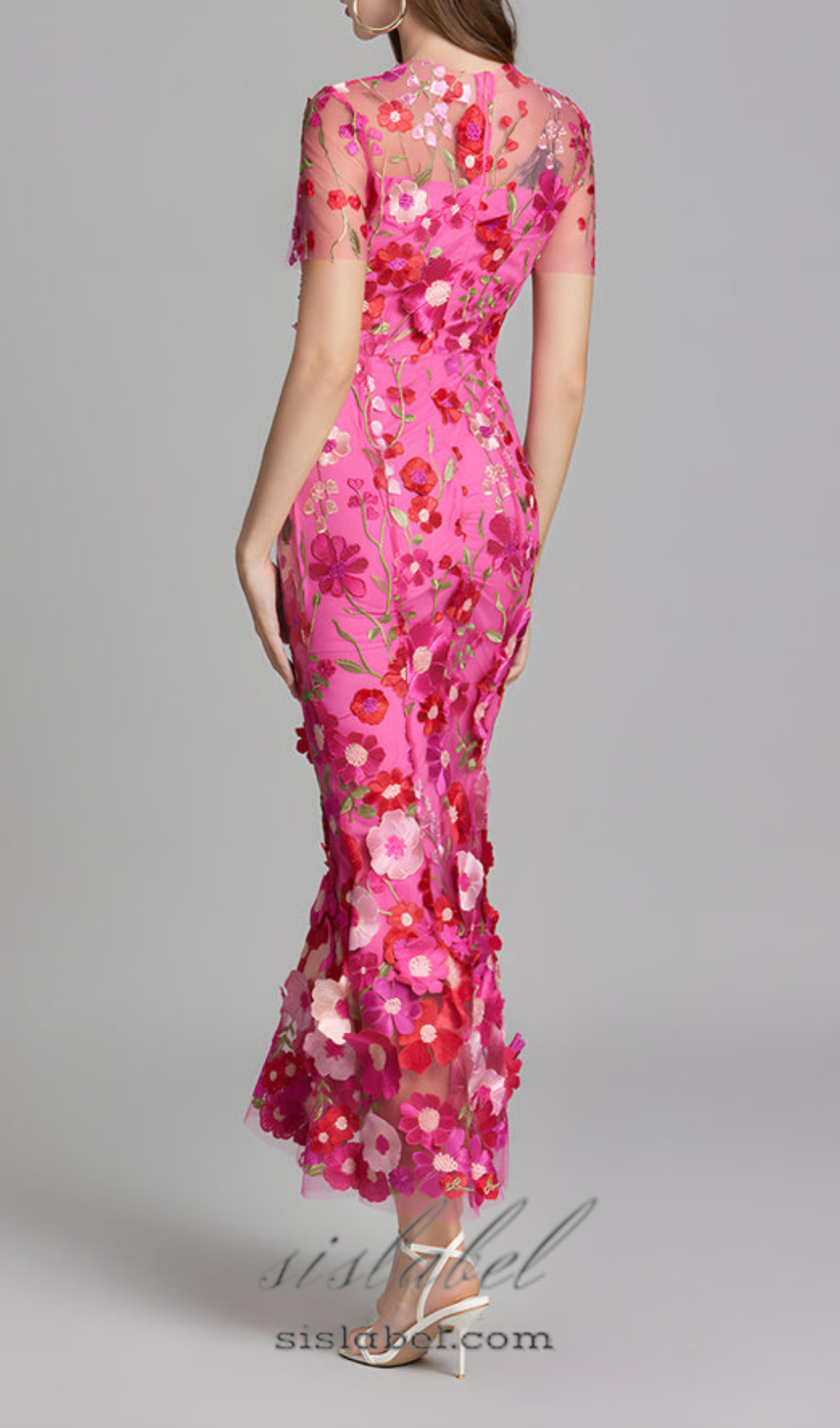 Vestido Midi Sirena Rojo de Malla Bordada Floral
