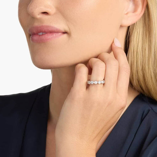 Anillo Alianza Bisel Redondo de Moissanita 4mm