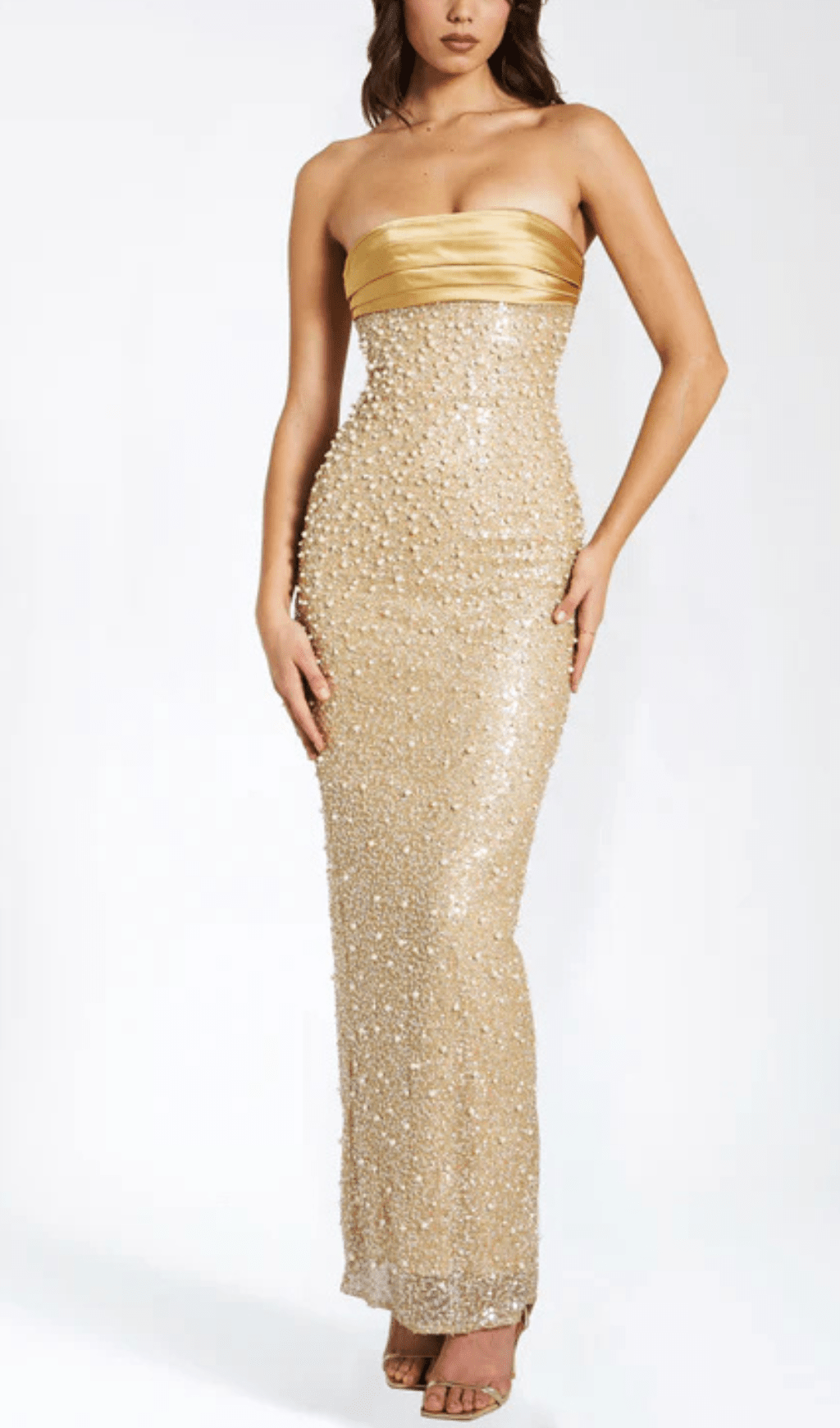 Vestido Maxi Dorado de Satén con Lentejuelas y Perlas