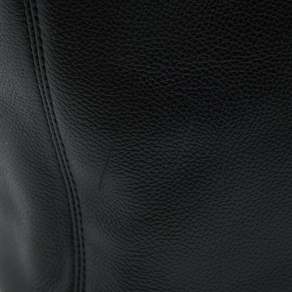CHANEL CERF TOTE BAG GRAINED CALFSKIN BLACK GHW