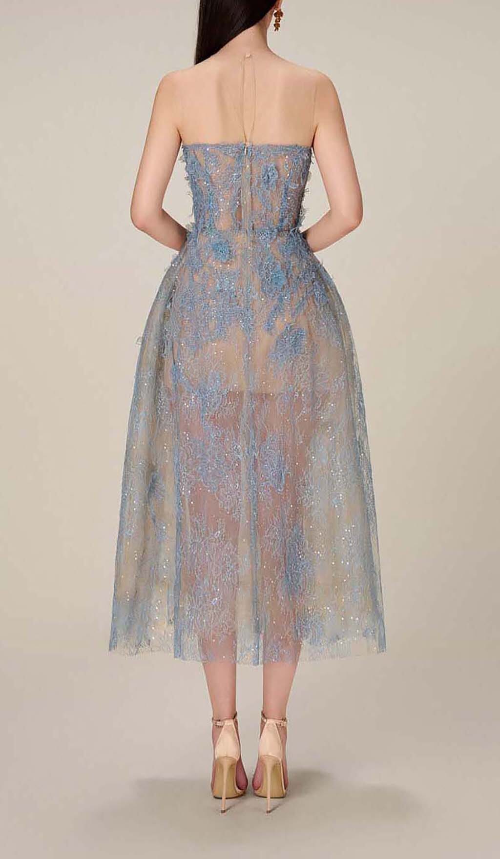 Vestido Midi Azul de Encaje Floral Bordado