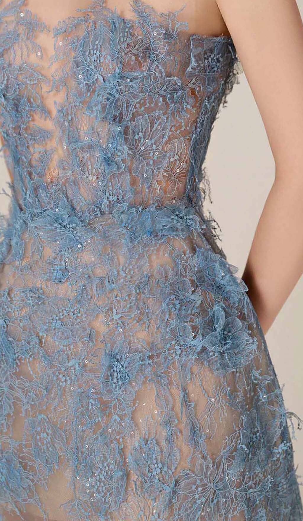 Vestido Midi Azul de Encaje Floral Bordado