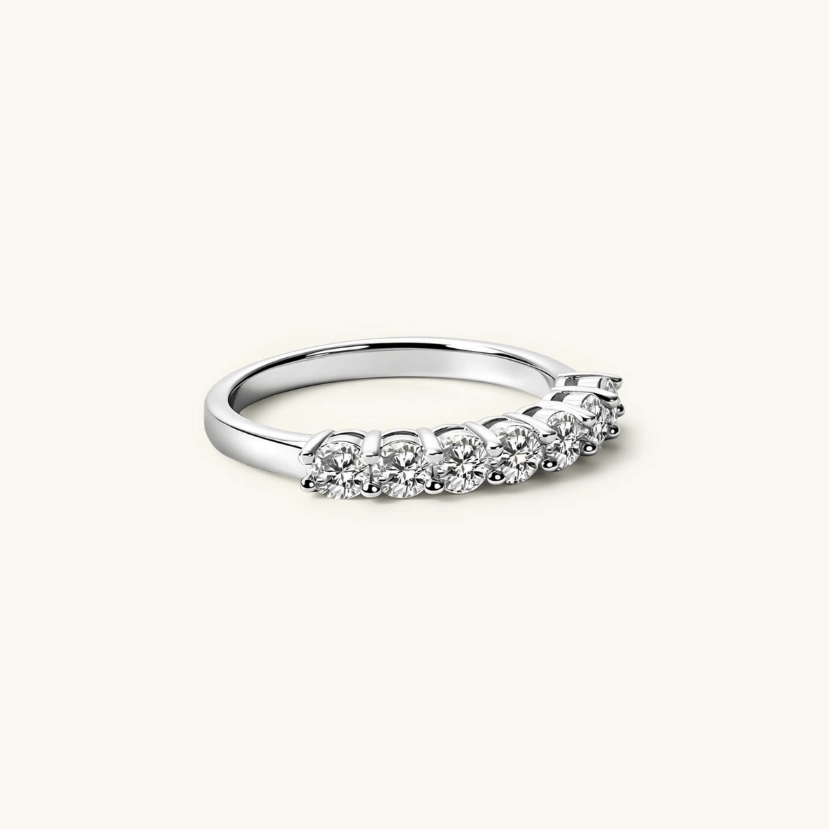 Anillo Media Alianza de Moissanita 3mm